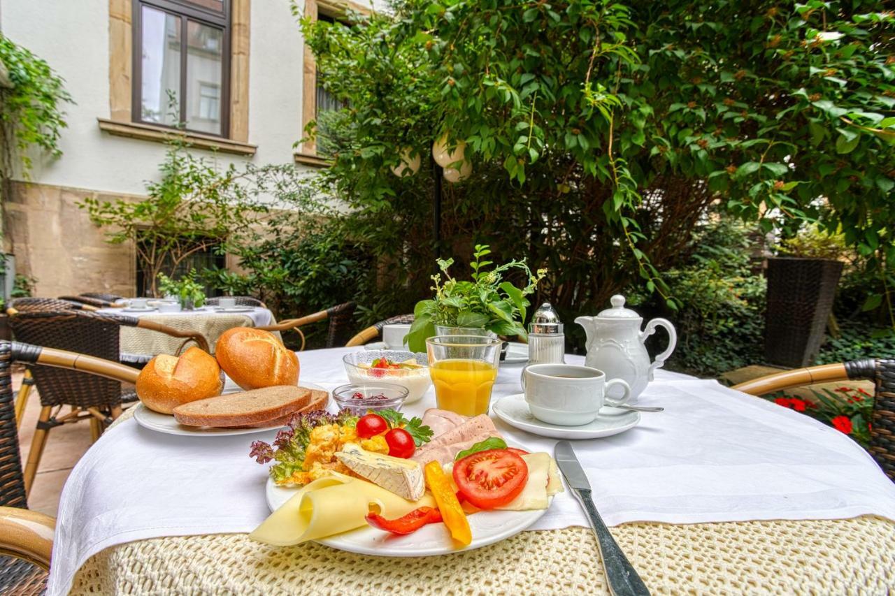 Ff&E Hotel Bavaria Фюрт Экстерьер фото