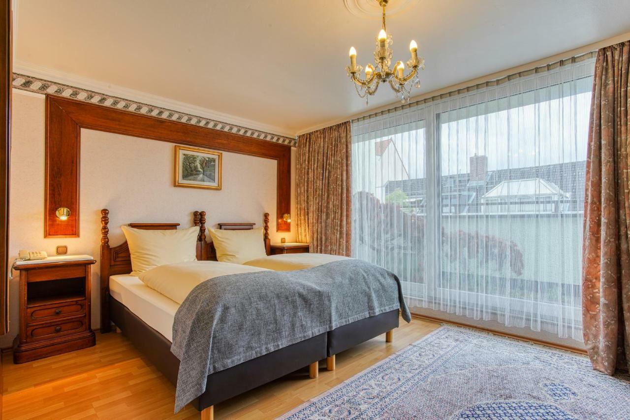 Ff&E Hotel Bavaria Фюрт Экстерьер фото
