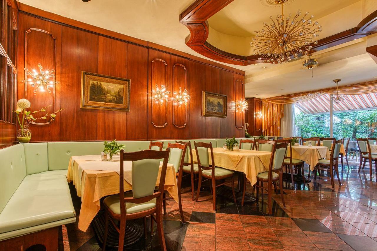 Ff&E Hotel Bavaria Фюрт Экстерьер фото